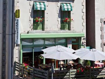 Logis Hotel Le Relais Des Remparts Allanche Exterior photo